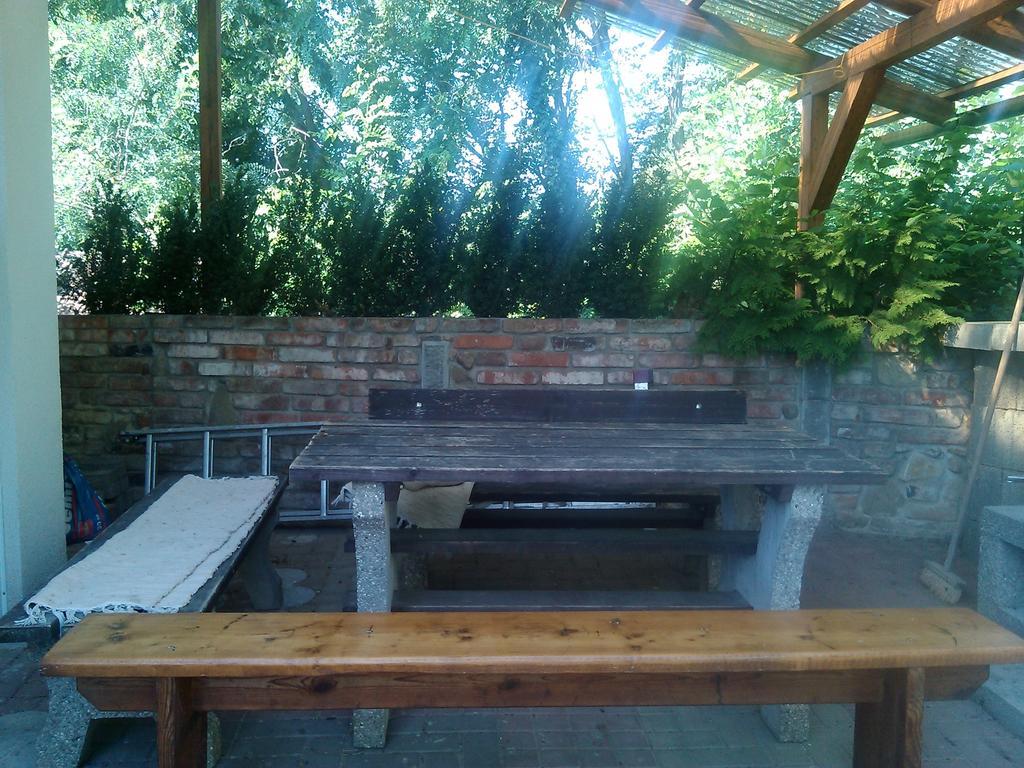 Vinny Sklep Kovarna Rohatec Buitenkant foto